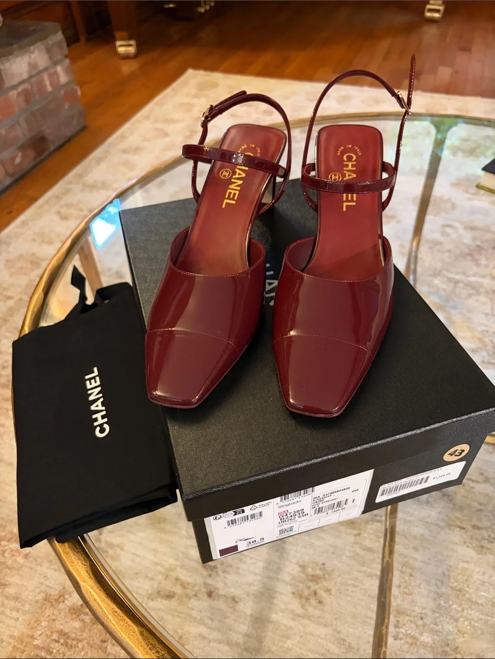 CHANEL Burgundy Patent Leather Square-Toe Slingback Mules. Brand New. Size 8.5